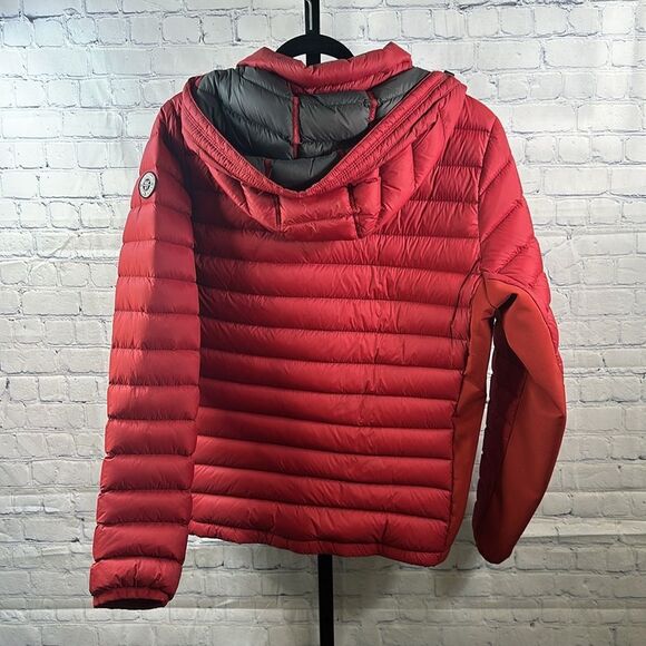 🧥 Abercrombie A&F All-Season Lightweight Down Jacket – Red – Size M - Picture 3 of 4